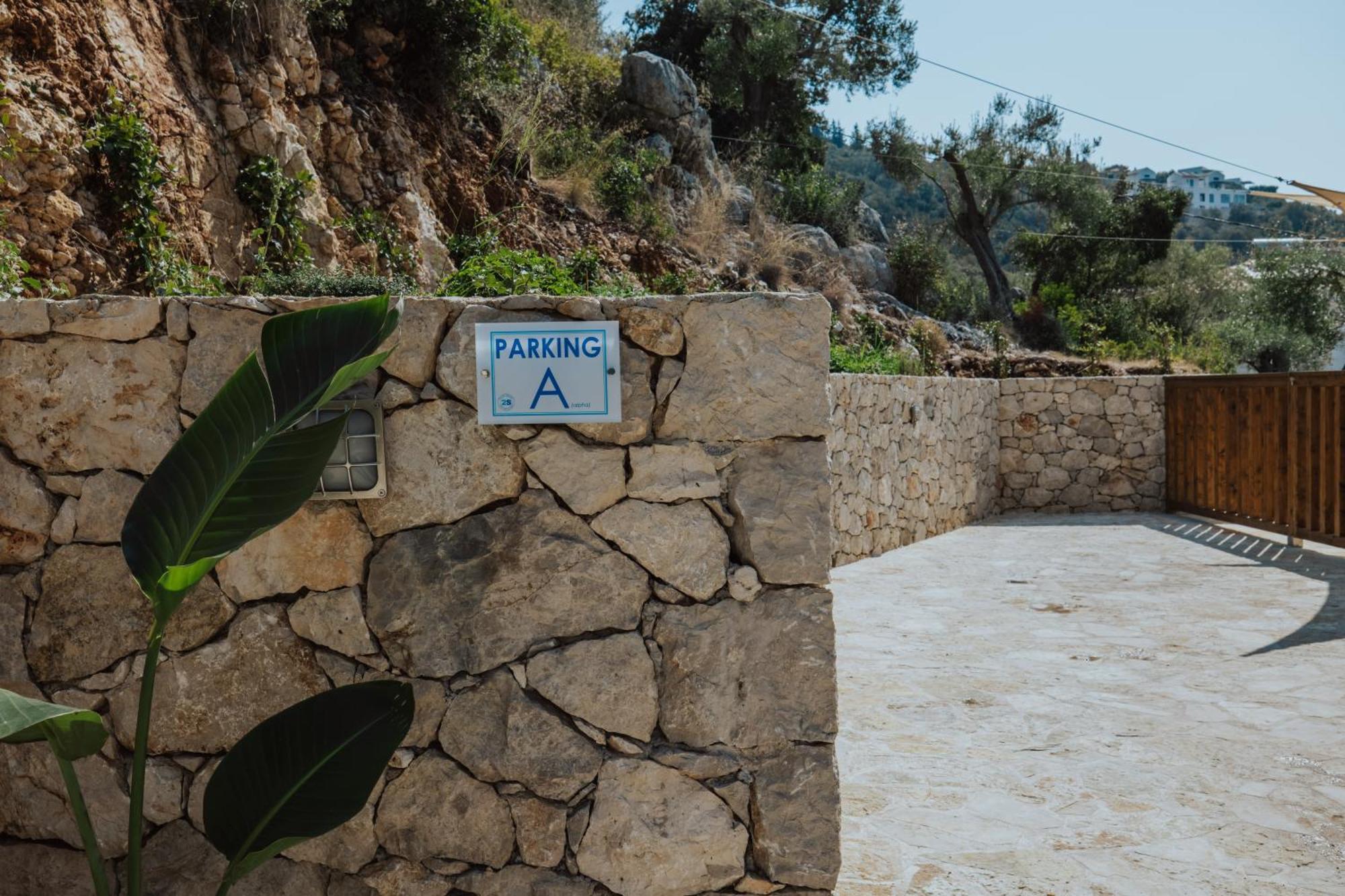 2s Villa Sivota
